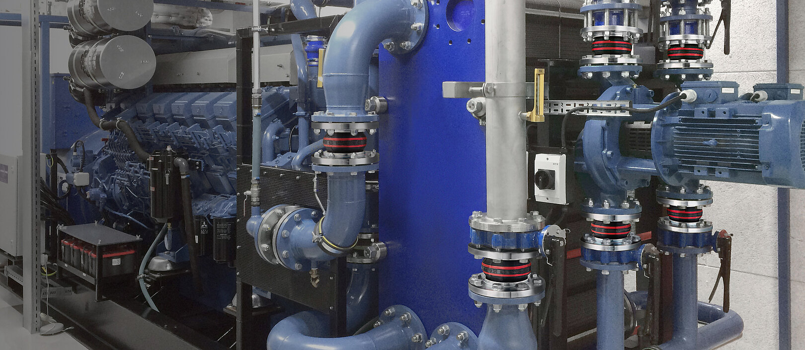 ElaflexUS Rubber-Expansion-Joints Elaflex ERV-ROTEX Ship PowerGenerator ERV Expansion Joints Installed within Motor Pipe System